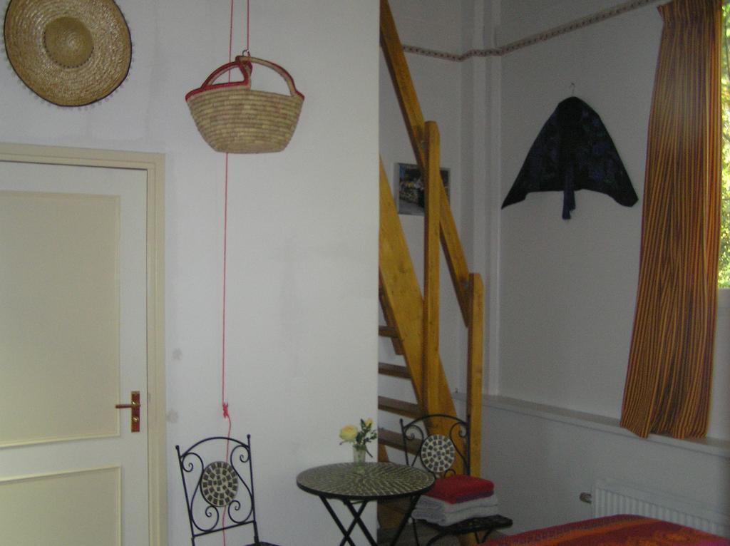 B&B Atelier Maarbeek Hellendoorn Szoba fotó