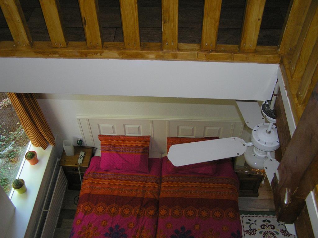 B&B Atelier Maarbeek Hellendoorn Szoba fotó
